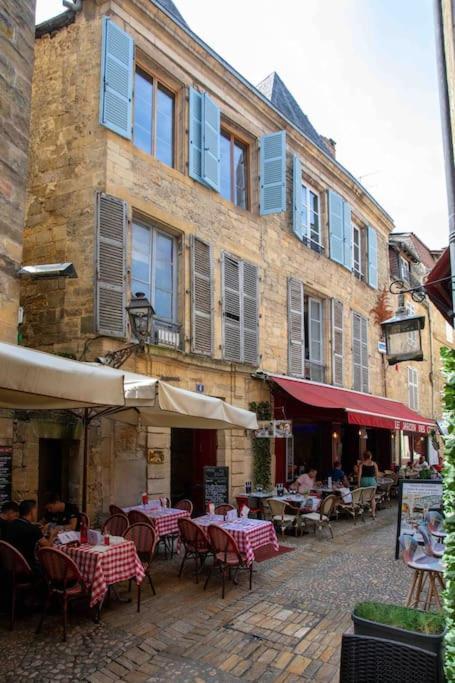 "Les Appartements De Betty A" Coeur Historique Sarlat-la-Caneda Luaran gambar
